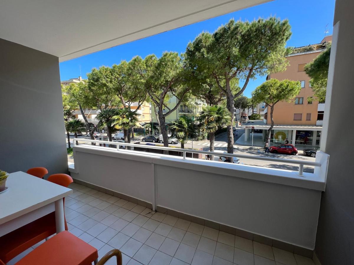 Apartament Sabbiadoro Center 利尼亚诺萨比亚多罗 外观 照片