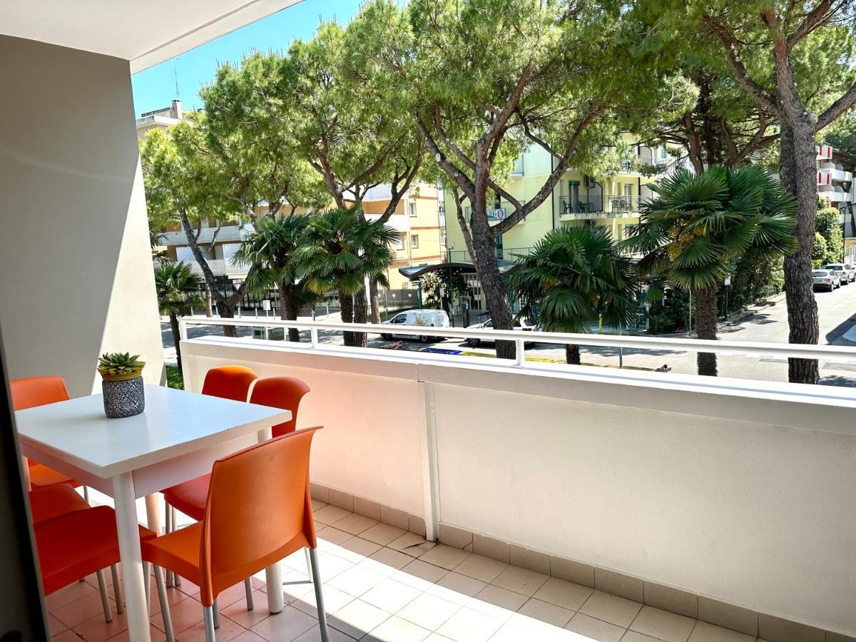 Apartament Sabbiadoro Center 利尼亚诺萨比亚多罗 外观 照片